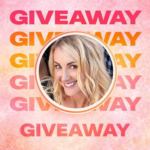 Other - 💝 FREE GIVEAWAY TIME!!!! 💝@KARISFASHION 💝